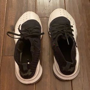 Under Armour Steph Curry 4 Sneakers